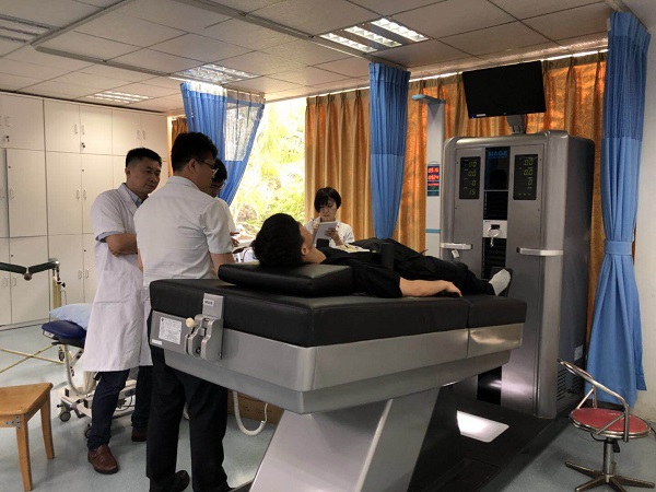 培訓(xùn)外星艙非手術(shù)脊柱減壓系統(tǒng)的使用 培訓(xùn)外星艙非手術(shù)脊柱減壓系統(tǒng)的使用