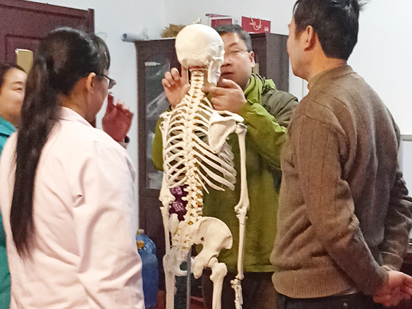 舞鋼市尹集鎮(zhèn)衛(wèi)生院專(zhuān)家講解外星艙